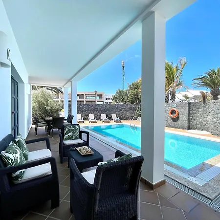 Villa Your Island Mamma Mia 1